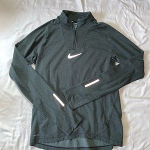 Nike Quarter Zip